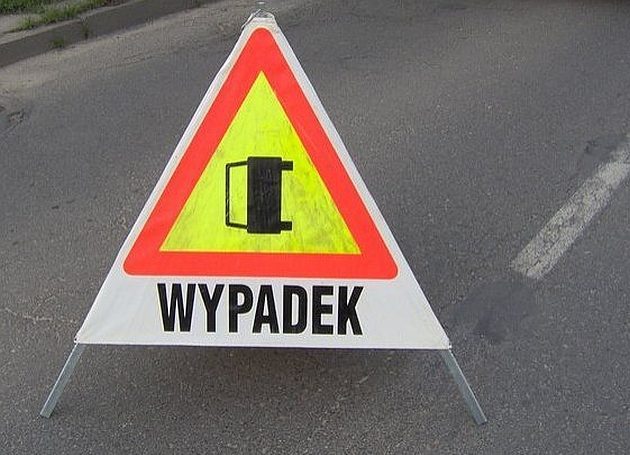 Wypadek na ul. Kopernika. 42-latek trafił do szpitala