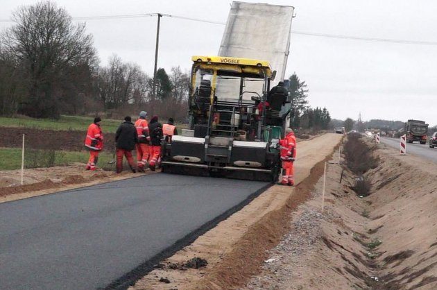 Drogowcy wracają na opuszczoną budowę