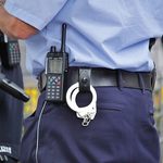 Ośmiu poszukiwanych i pięciu nietrzeźwych w rękach policji