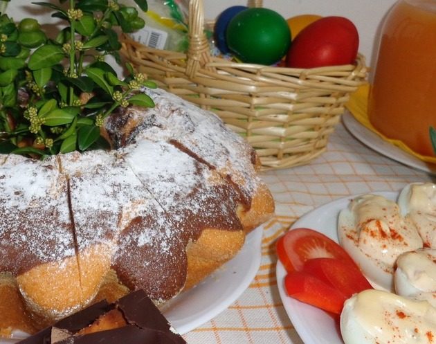 Nie wyrzucaj jedzenia po świętach! Podziel się nim z potrzebującymi