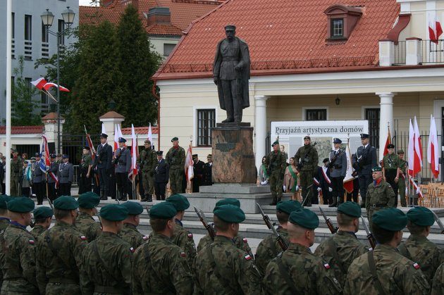 "Witaj majowa jutrzenko". Białostoczanie uczcili rocznicę uchwalenia Konstytucji 3 maja