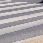 26-latkę potrącono na przejściu dla pieszych