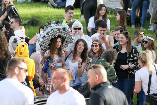 Było głośno, kolorowo i radośnie – parada Juwenalia 2019. Zobacz, co się działo [ZDJĘCIA]