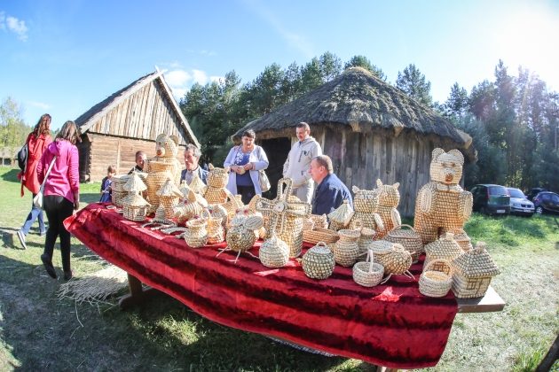 Kultura na weekend. Festyny i kiermasze - mnóstwo imprez na świeżym powietrzu [WIDEO]