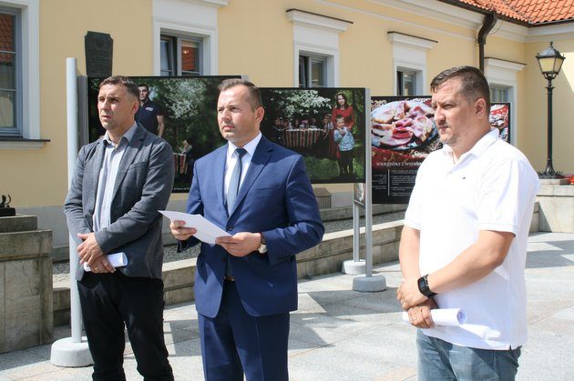 Radni PiS przeciwko honorowemu obywatelstwu dla Pawła Adamowicza