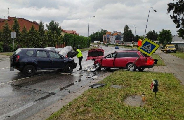 Sławińskiego. Zderzenie trzech pojazdów 