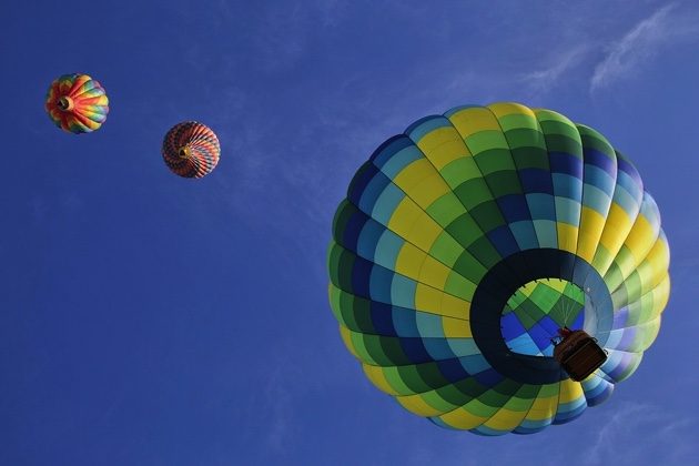 Mnóstwo balonów nad Białymstokiem. Będą też pokazy paralotniarzy i spadochroniarzy