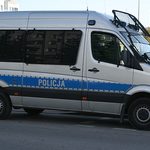 Rozpoznajesz te osoby? Policja prosi o pomoc w ustalaniu tożsamości [ZDJĘCIA]