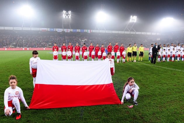 Mecz Polska - Estonia w Białymstoku. Trwa konkurs na dziecięcą eskortę