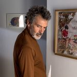 Doskonałe recenzje i długa owacja. "Ból i blask" Pedro Almodóvara w kinach [WIDEO]