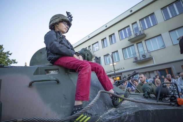 Pokaz sprzętu, spacer i poczęstunek. Pełen atrakcji weekend w Muzeum Wojska