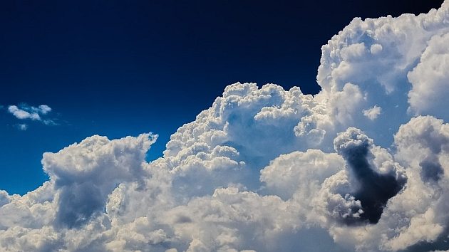 12 września z przewagą chmur