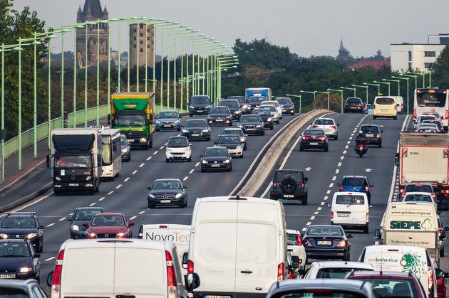 Infrastrukturalne przepychanki przedwyborcze