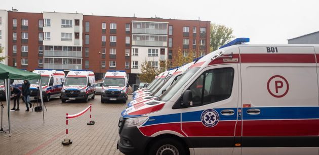 Wojewódzka Stacja Pogotowia Ratunkowego w Białymstoku z nowymi ambulansami