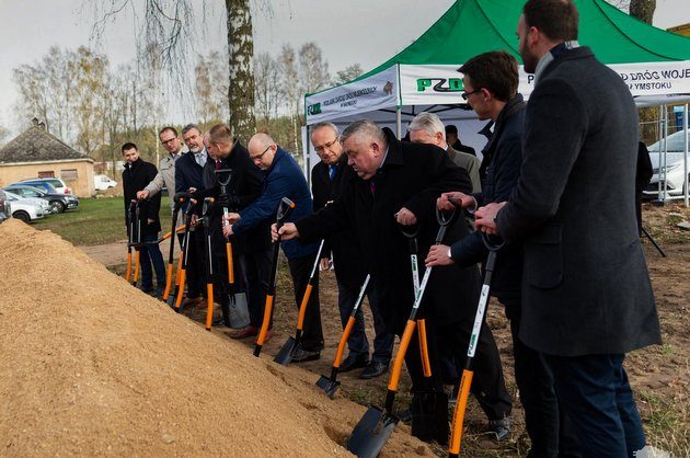 Rozpoczął się długo wyczekiwany remont drogi