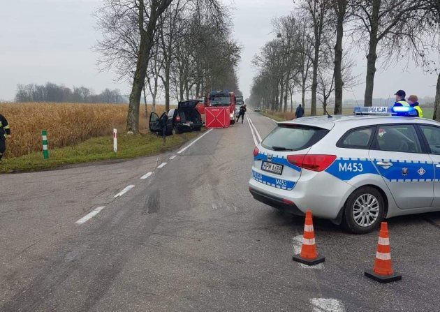 W wypadku zginęła kobieta. Droga jest zablokowana