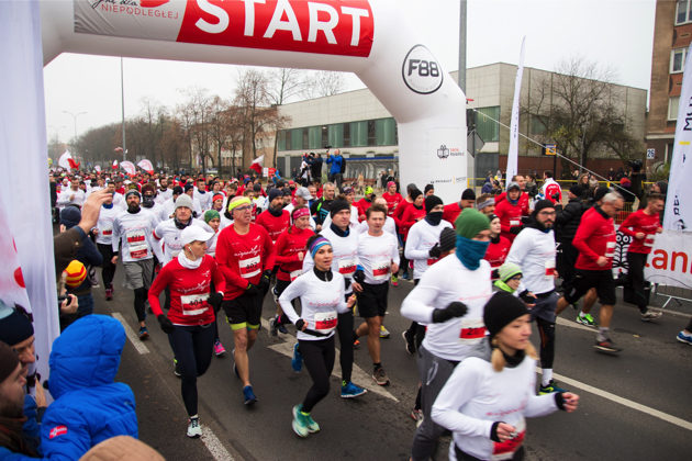 Biegnę dla Niepodległej. Ponad 1500 osób uczci narodowe święto na sportowo