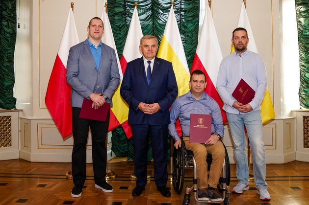 Prezydent docenił dwóch białostockich sportowców i ich trenerów