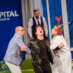 Teatralny sylwester z komedią "Wszystko w rodzinie" [WIDEO]