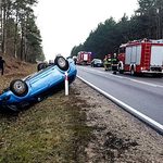 Wypadek za Knyszynem. Dwie osoby trafiły do szpitala