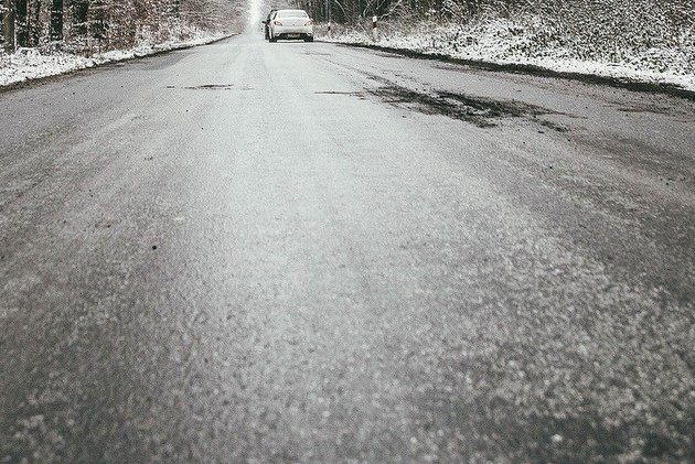 W nocy możliwa "szklanka" na drogach