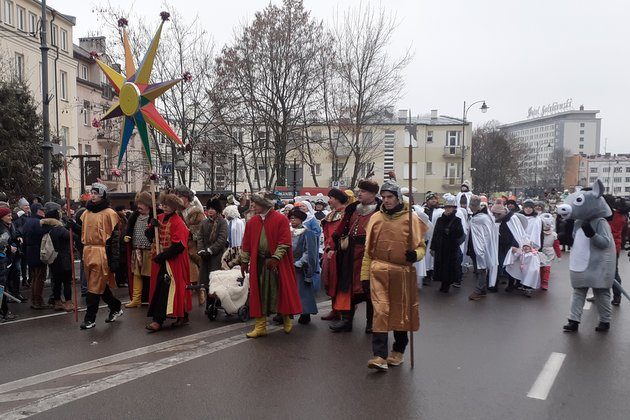 Trzej Królowie przybyli do Białegostoku. Podążały za nimi tysiące osób