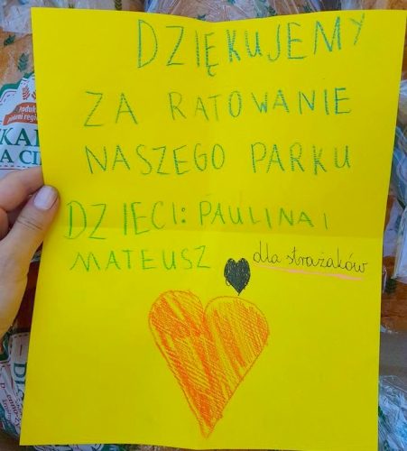 350 ludzi, 6 samolotów gaśniczych i helikopter - gaszą pożar Parku [ZDJĘCIA]