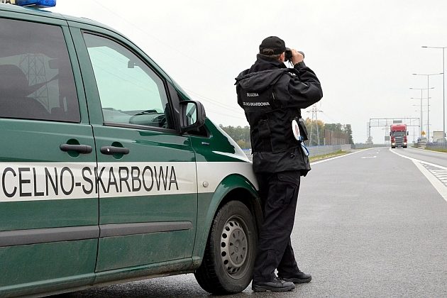 Chcesz pracować w Służbie Celno-Skarbowej? Trwa rekrutacja