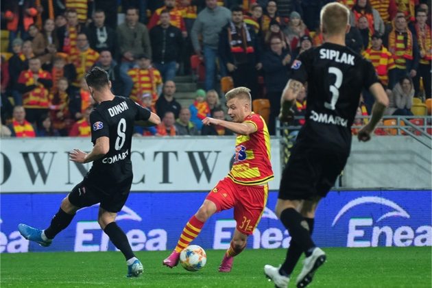 Jagiellonia wznawia walkę o punkty. Na początek pojedynek z Probierzem i jego Cracovią