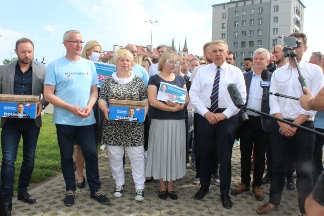 W Podlaskiem miało być 10 tys., zebrano 26 tys. Rekord poparcia dla Trzaskowskiego