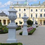 Rzeźby w ogrodzie Branickich odnowione i zdezynfekowane
