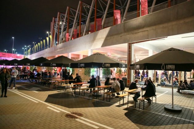 Up To Date Festival 2020. Publika w maseczkach i transmisje online