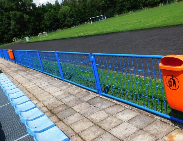 Stadion miejski w Łapach. Jego los jest pod znakiem zapytania