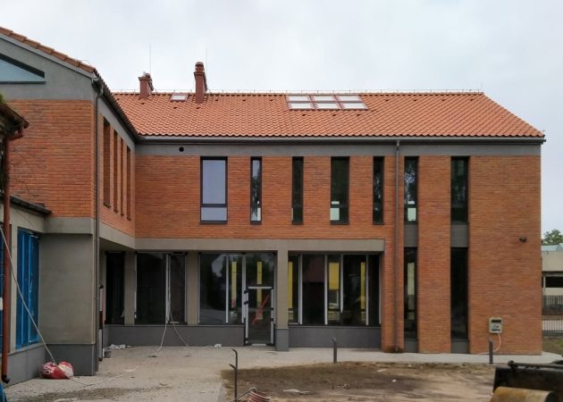 Nowy budynek biblioteki w Supraślu już gotowy. Trwają prace wykończeniowe