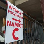 Duża liczba zgonów na COVID-19 bez chorób współistniejących