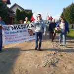 Podlascy rolnicy dziękują posłowi. Wybrali się pod jego dom