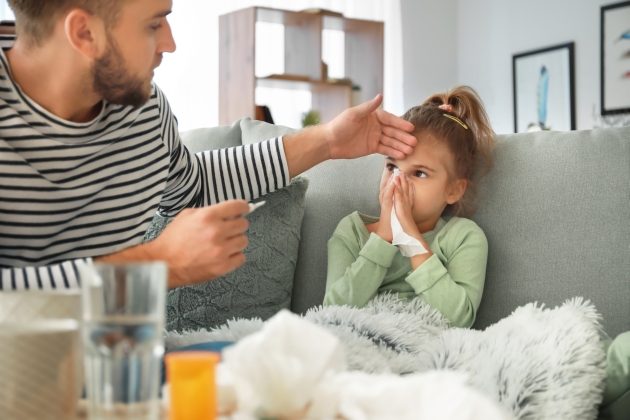 Przeziębienie u dzieci - jak sobie z nim radzić?