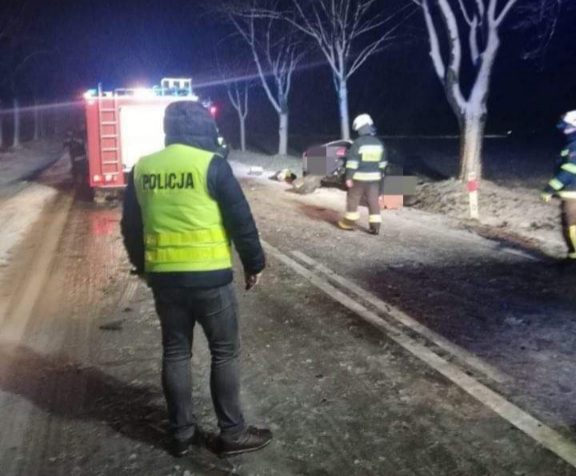 Zginęły 2 osoby. Ogromne problemy na drogach Białegostoku i regionu [ZDJĘCIA]