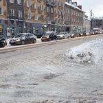 Firmy odśnieżające miasto nie mają soli. Stan dróg jest zły, a prezydent zapowiada kary