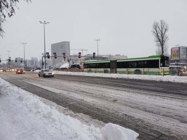 Podlaskie drogi kontra zima. Gdzie należy spodziewać się utrudnień?