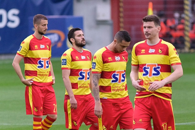 Jagiellonia spadła na 12. miejsce. Czy to pora, by bić na alarm?