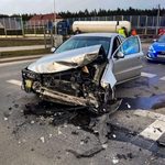 Wypadek na rondzie Putry. Jedna osoba trafiła do szpitala