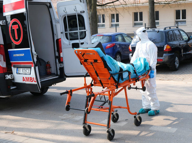 Szpital Tymczasowy przy ul. Wołodyjowskiego przyjął pierwszą pacjentkę zakażoną COVID-19