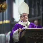 Ukarani przez Nuncjaturę Apostolską. Abp Głódź i bp Janiak mają opuścić diecezje