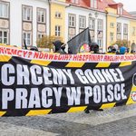 Marsz narodowców zatrzymany przez policję [ZDJĘCIA]