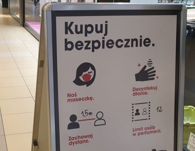 Od dzisiaj można wyjść na świeże powietrze bez maseczki. Jakie inne obostrzenia zniesiono?