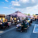 Wiosenny Zlot Food Trucków w Białymstoku. Co można zjeść i za ile? [ZDJĘCIA]