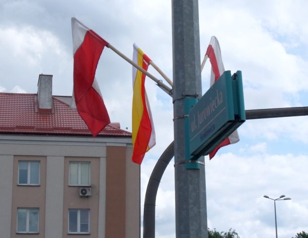Na mieście pojawiły się flagi. Dlaczego?