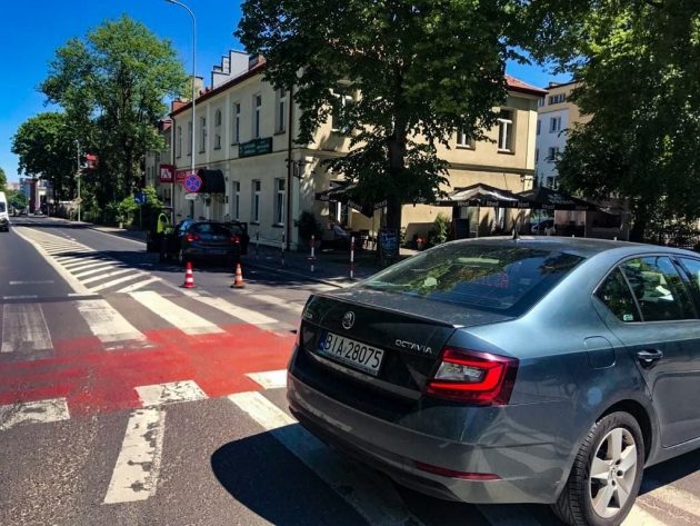 Potrącenie rowerzystki na Świętojańskiej. Zablokowany jeden pas ruchu