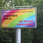 Motywacja religijna przyczyną nienawiści? Ateistyczna fundacja walczy z homofobią